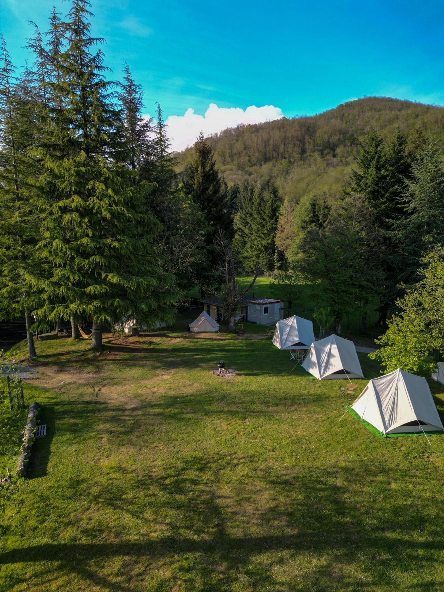 Camping Grondola - Federicofarm Pontremoli Bilik gambar