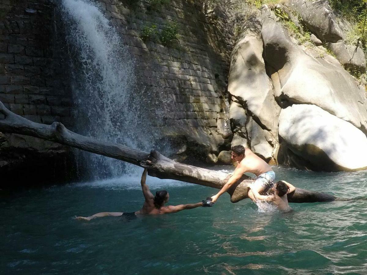 Camping Grondola - Federicofarm Pontremoli Luaran gambar